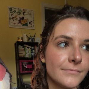 Meet your Posher, Kathleen